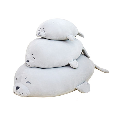可爱海豹毛绒玩具